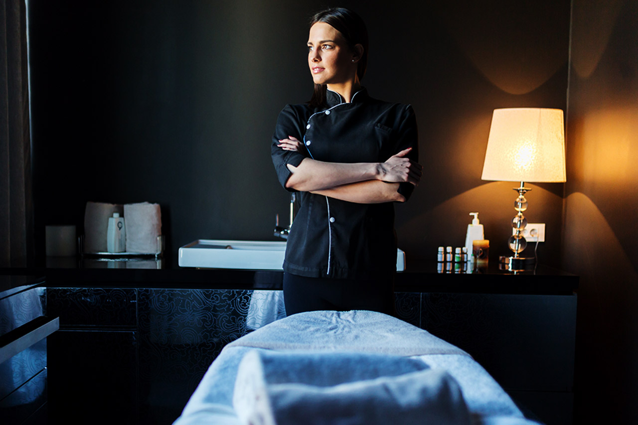 HOW-TO-FIND-THE-RIGHT-Massage-Therapist