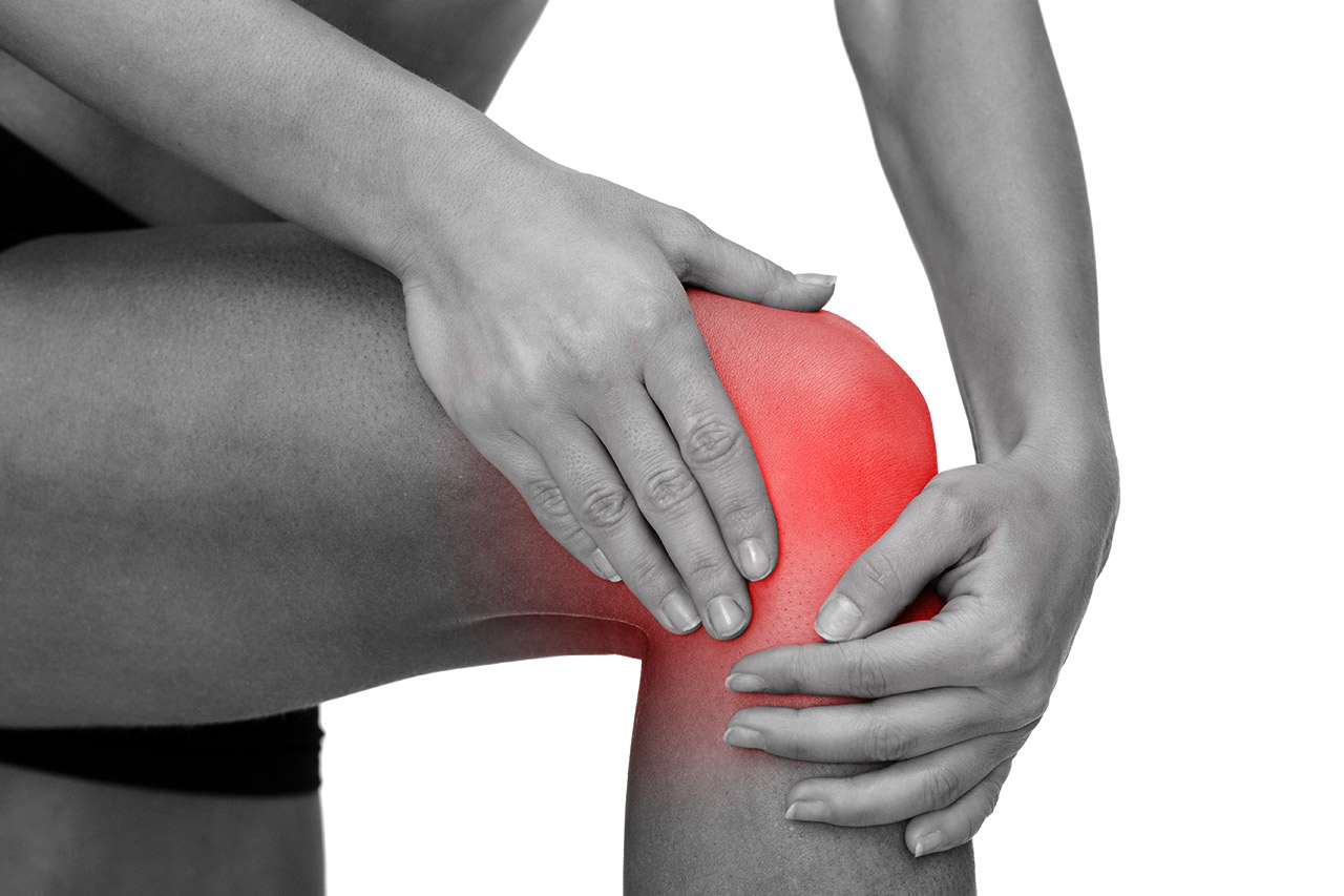 knee-pain-massage-COOLANGATTA